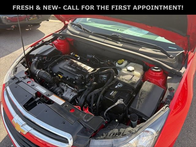 Used 2016 Chevrolet Cruze LT image 10