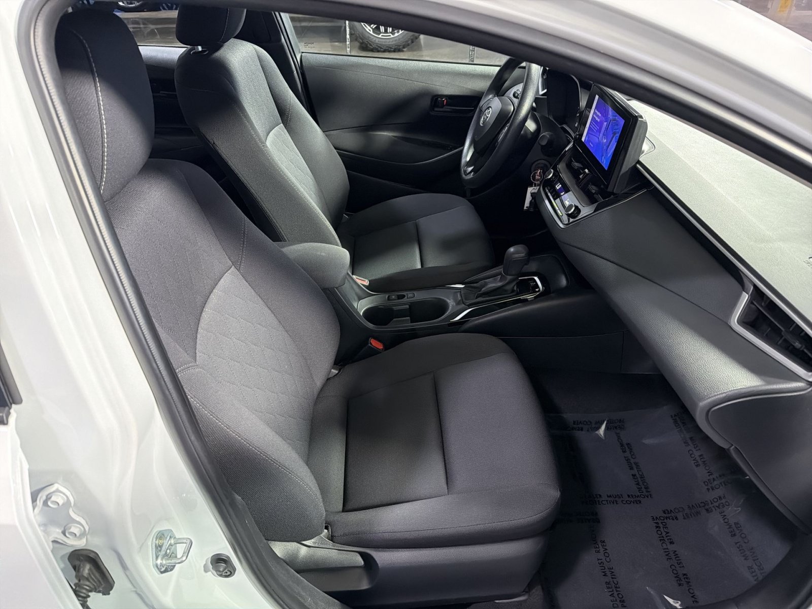 Used 2024 Toyota Corolla LE FWD image 24