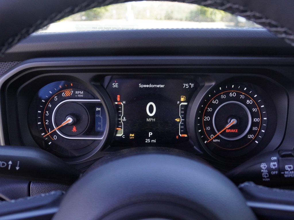 New 2026 Jeep Wrangler Unlimited Rubicon AWD/4WD image 14