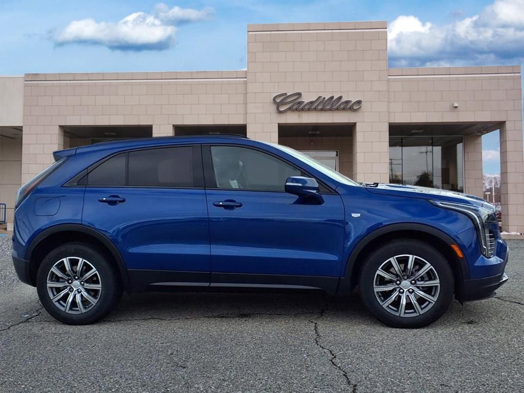 Used 2023 Cadillac XT4 Sport w/ Cold Weather Package image 4