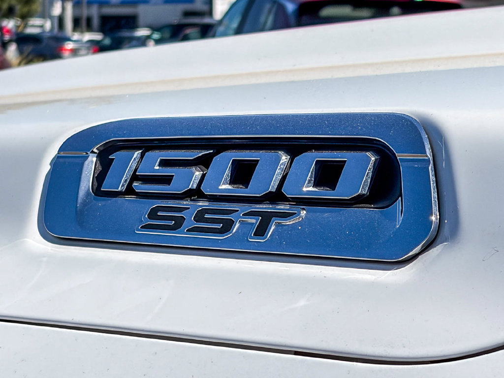 Used 2025 RAM 1500 Big Horn AWD/4WD image 14