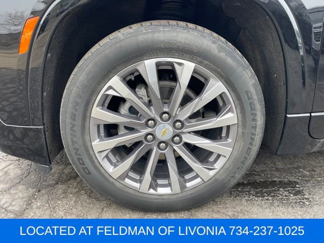 Used 2023 Chevrolet Traverse Premier w/ LPO, Floor Liner Package image 5