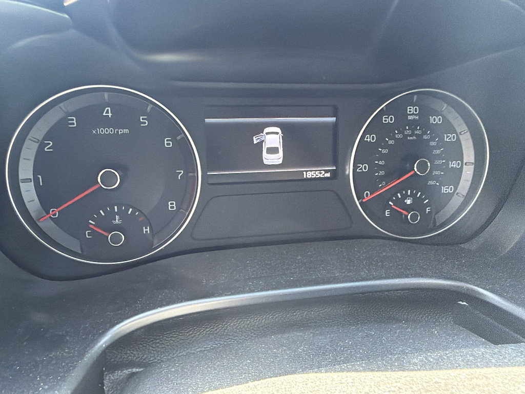 Used 2023 Kia Forte LXS FWD image 4