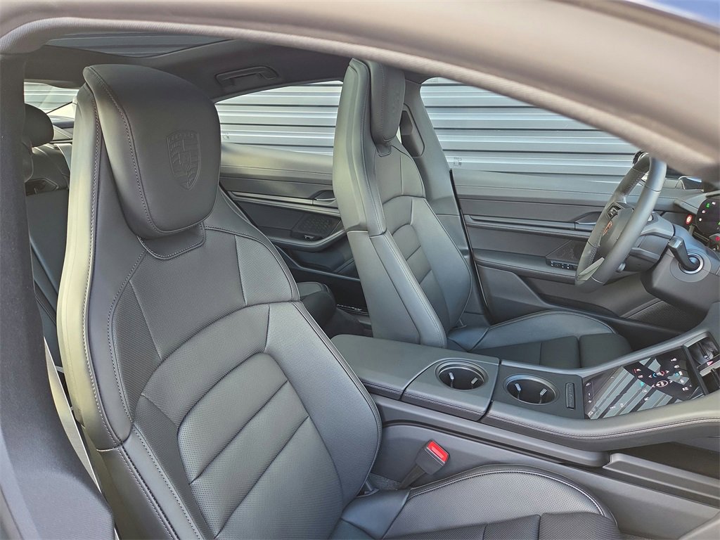 New 2026 Porsche Taycan image 19