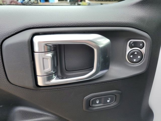 New 2025 Jeep Gladiator Sport image 12
