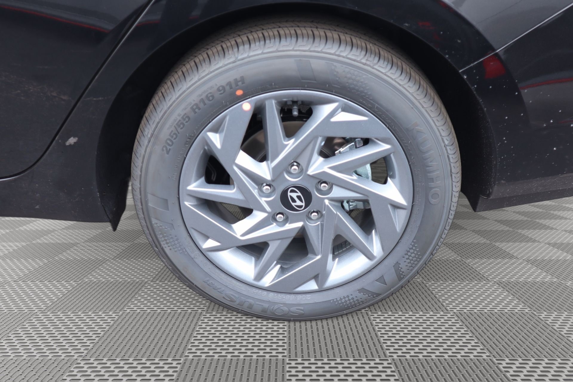 New 2026 Hyundai Elantra Hybrid FWD image 5