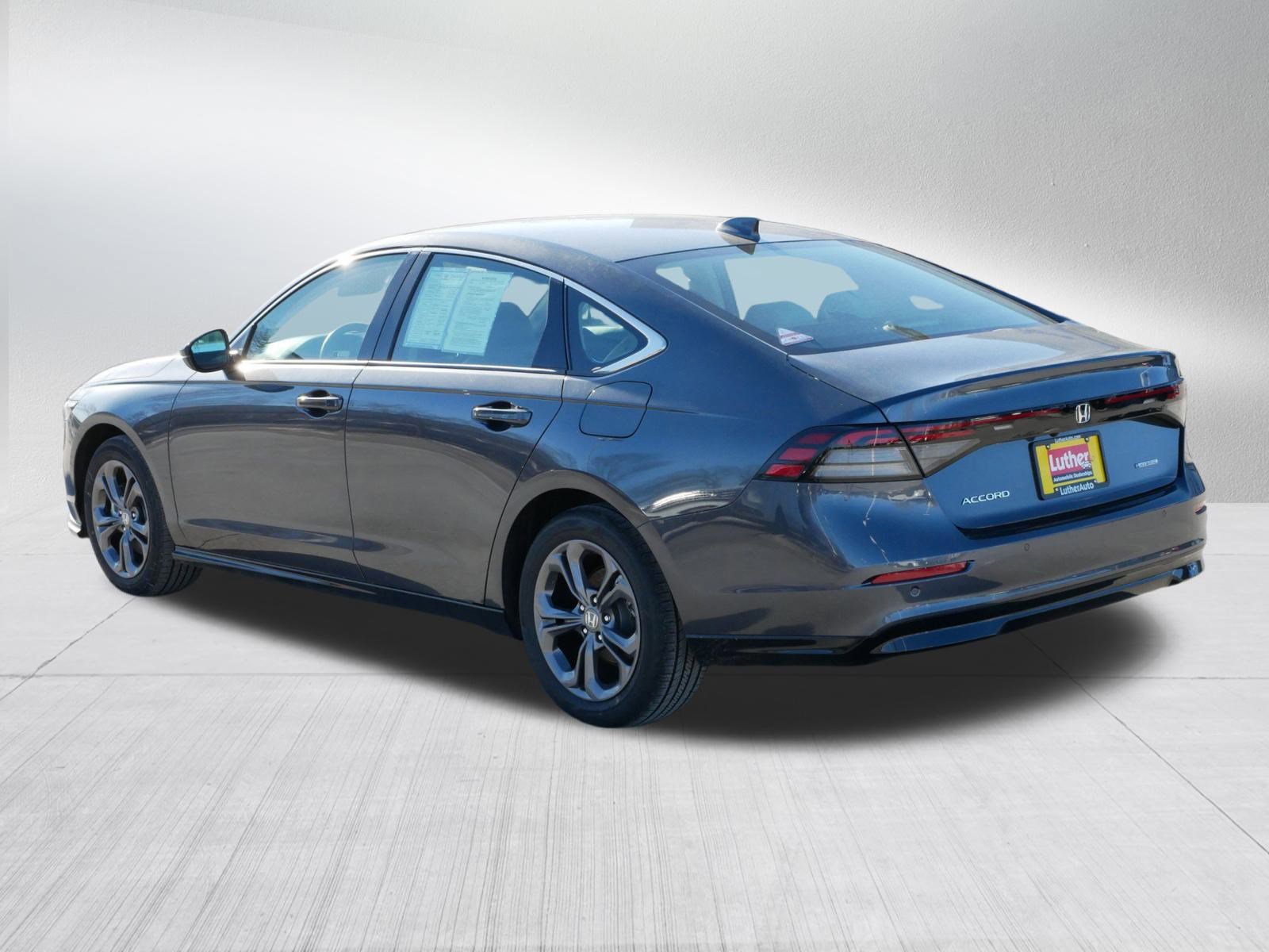 Certified 2025 Honda Accord EX-L image 5