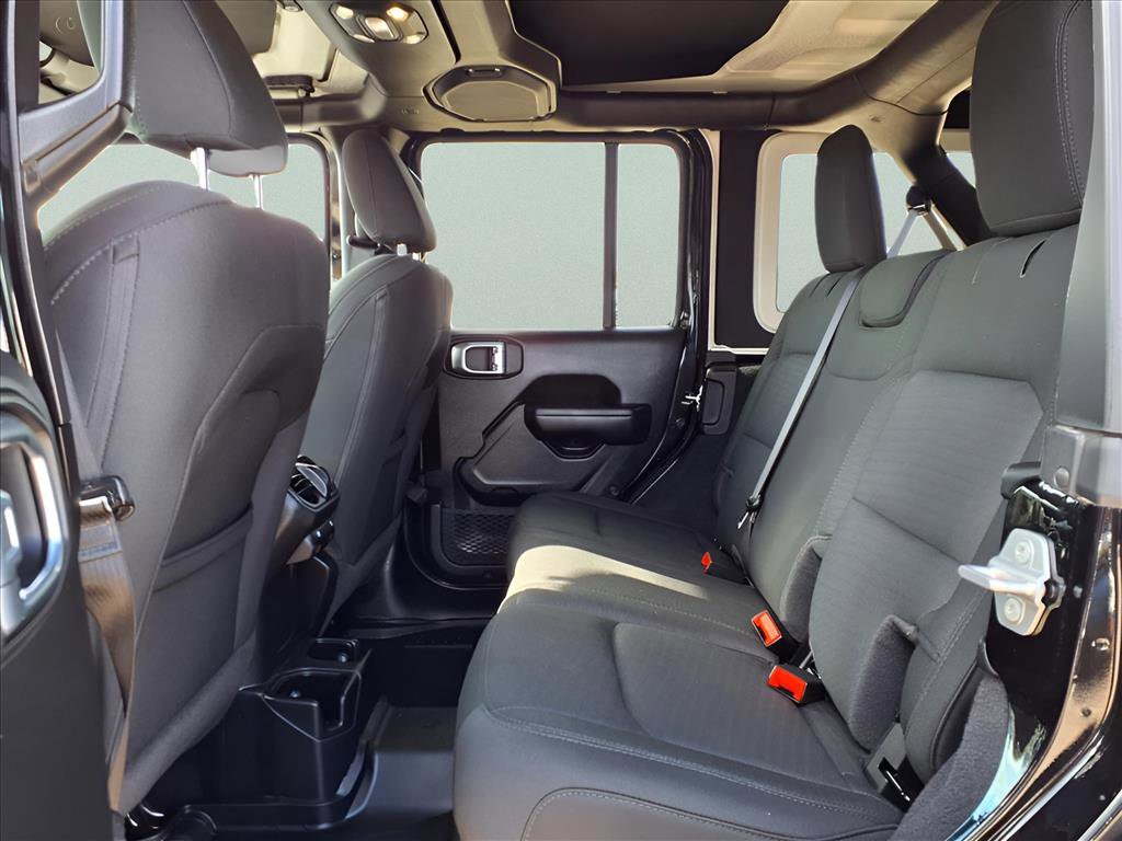 Used 2020 Jeep Wrangler Unlimited Sport image 12