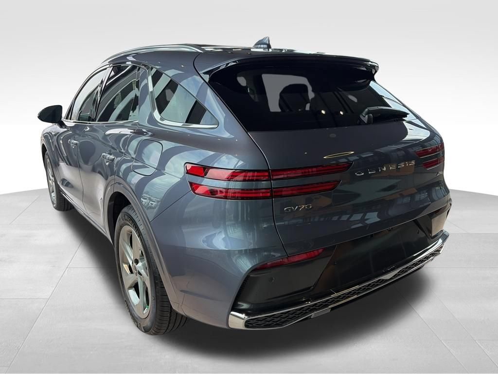 Certified 2026 Genesis GV70 2.5T Select AWD/4WD image 15