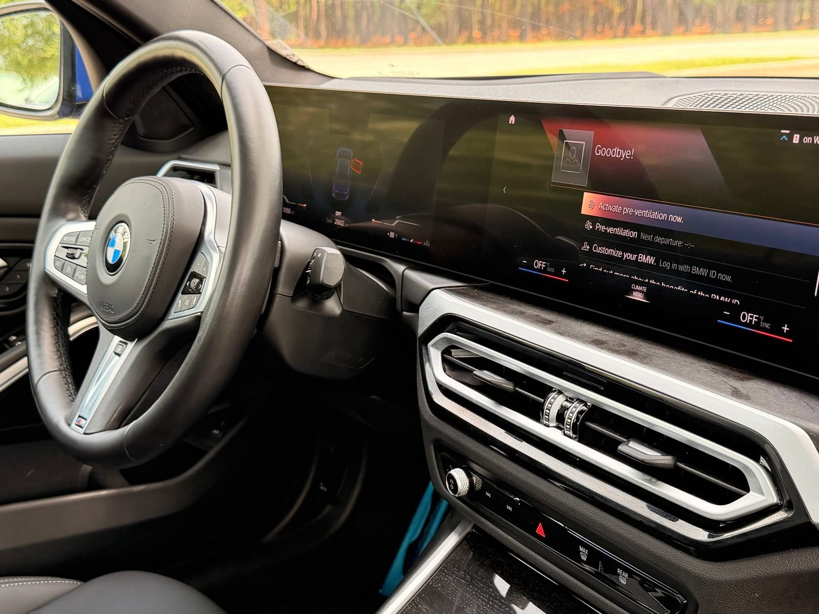 Used 2023 BMW 330i Sedan w/ M Sport Package RWD image 21