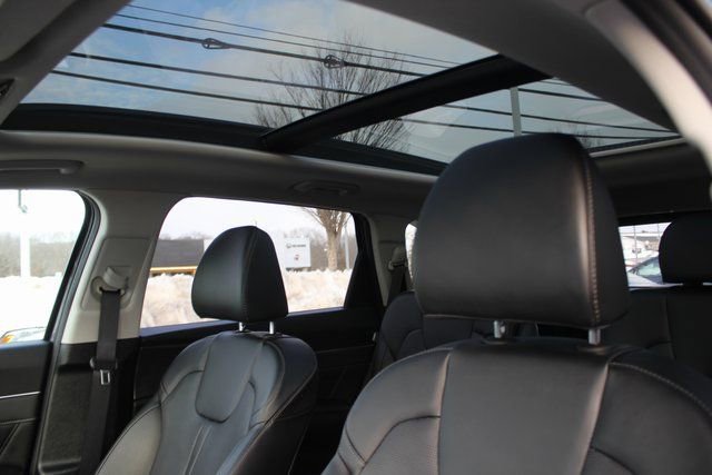 Used 2025 Kia Sorento SX image 23