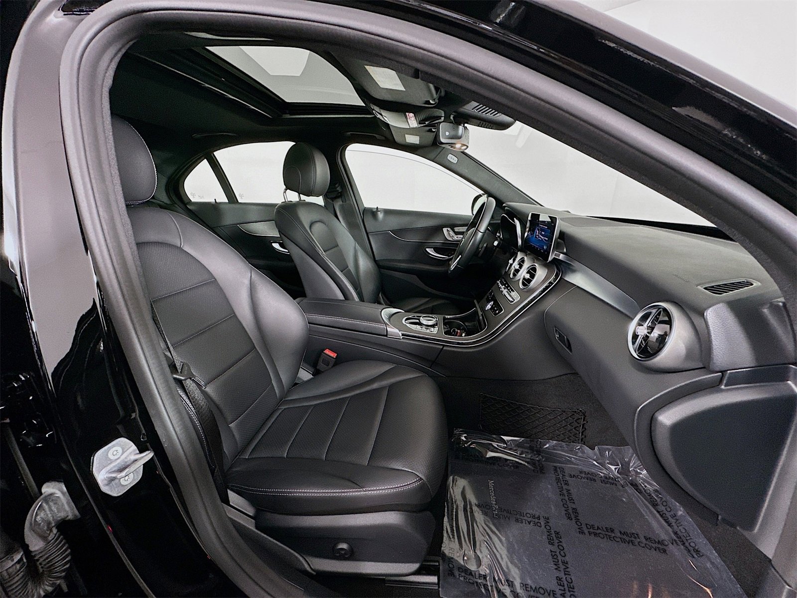 Used 2020 Mercedes-Benz C 300 4MATIC Sedan image 29