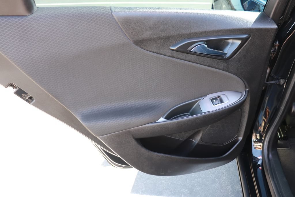 Used 2022 Chevrolet Malibu LS FWD image 11