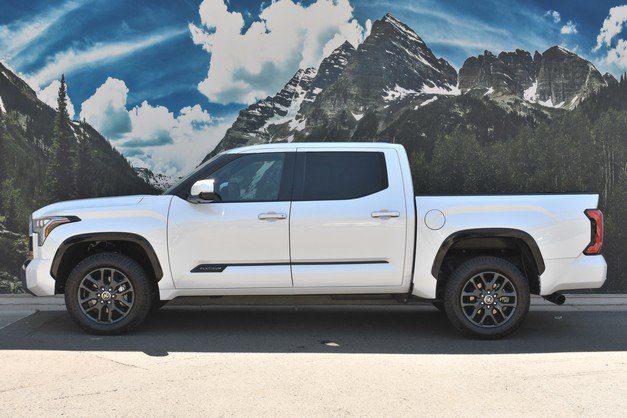 Used 2023 Toyota Tundra Platinum AWD/4WD image 7