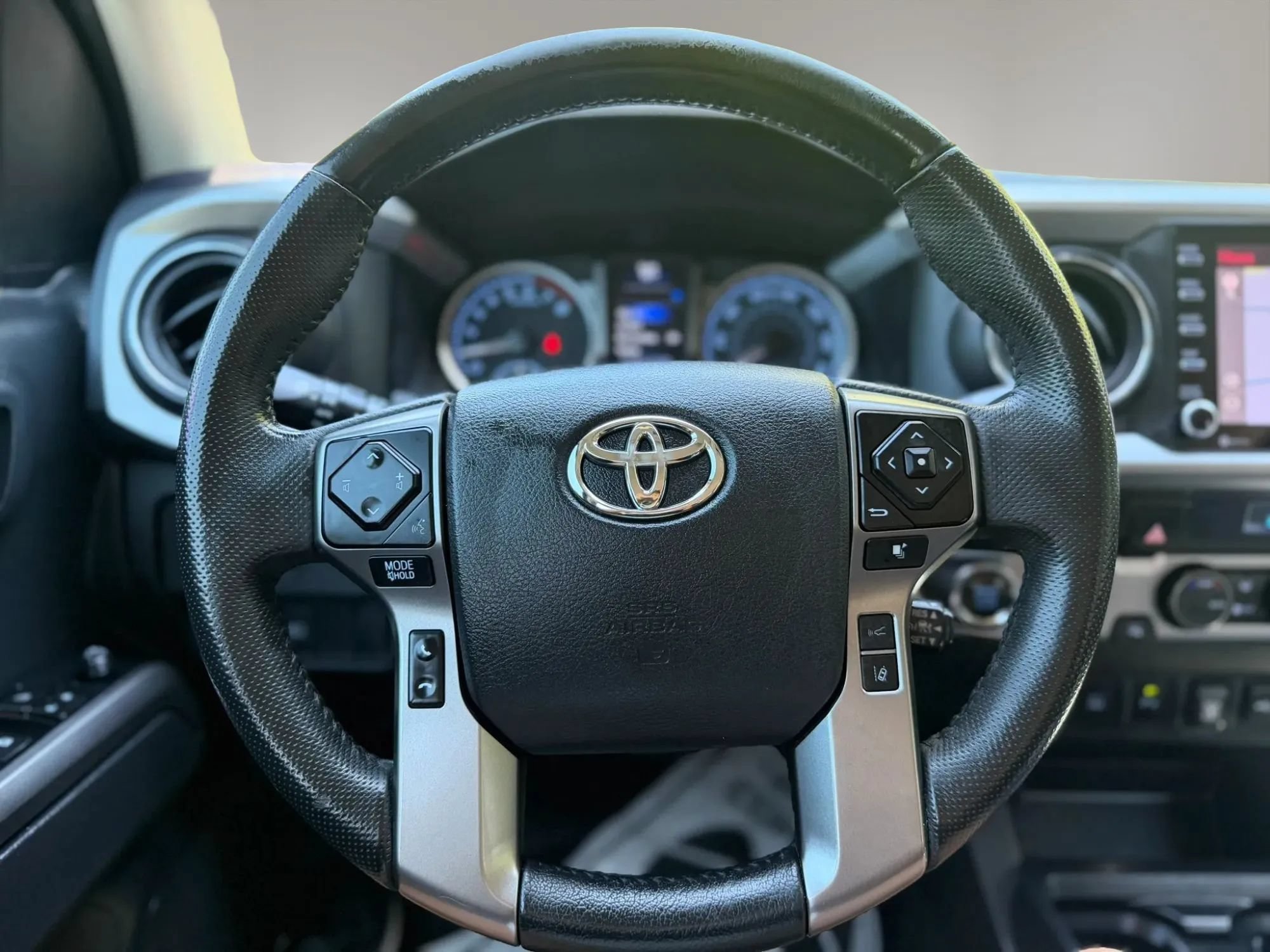 Used 2023 Toyota Tacoma SR5 RWD image 29