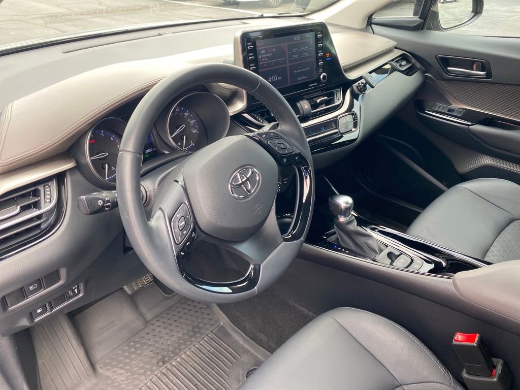 Used 2022 Toyota C-HR Limited FWD image 20