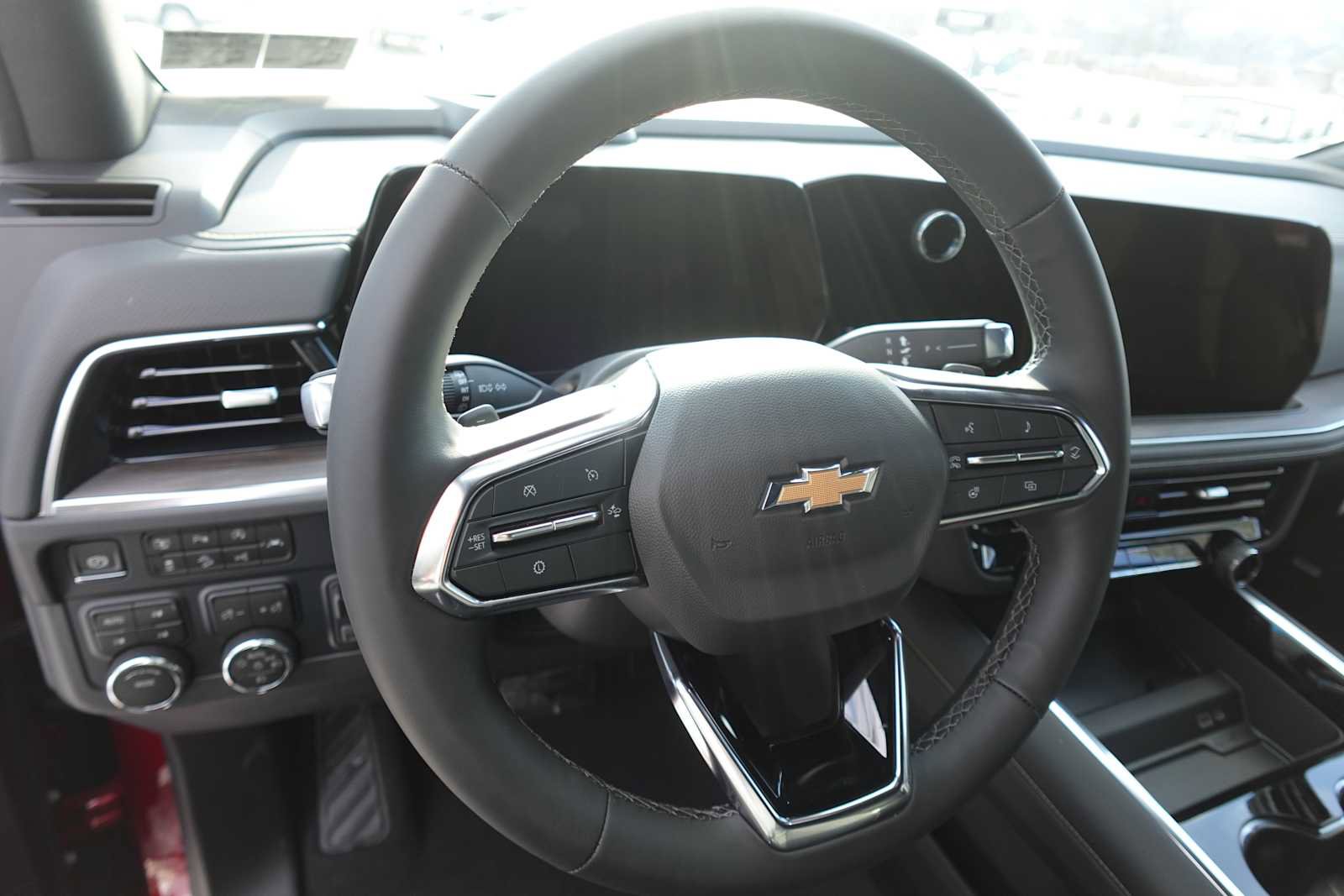 New 2026 Chevrolet Tahoe Premier w/ Sun And Tow Package AWD/4WD image 13