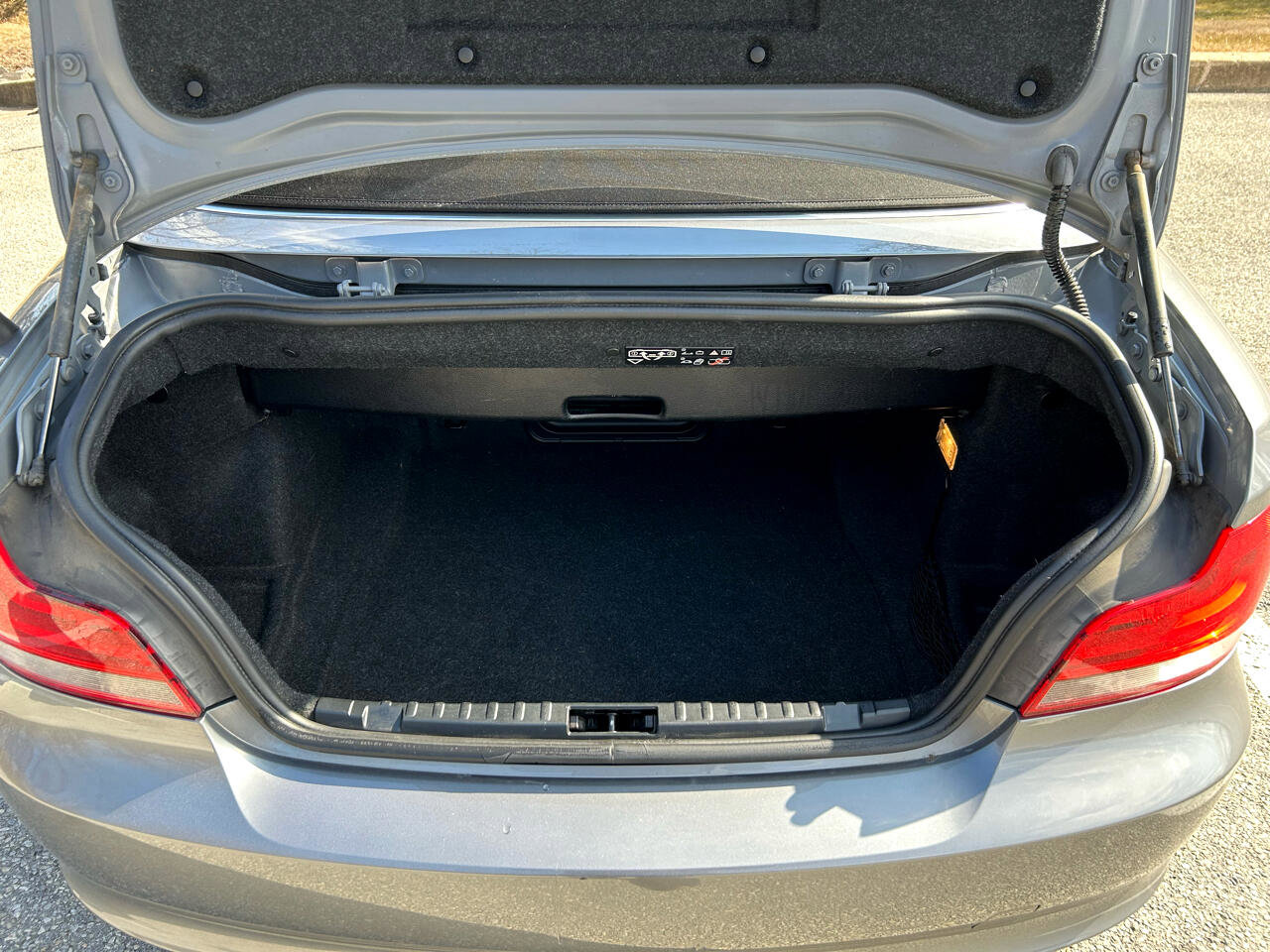 Used 2012 BMW 128i Convertible image 21