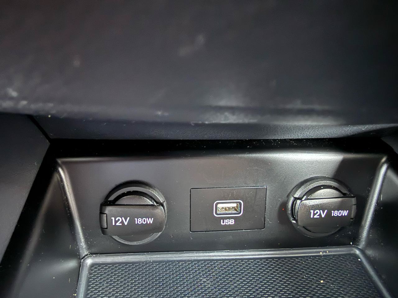 Used 2020 Hyundai Ioniq SE FWD image 14