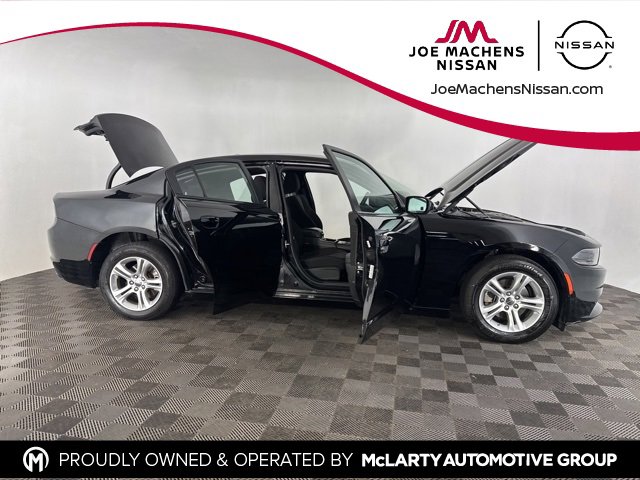 Used 2022 Dodge Charger SXT image 13