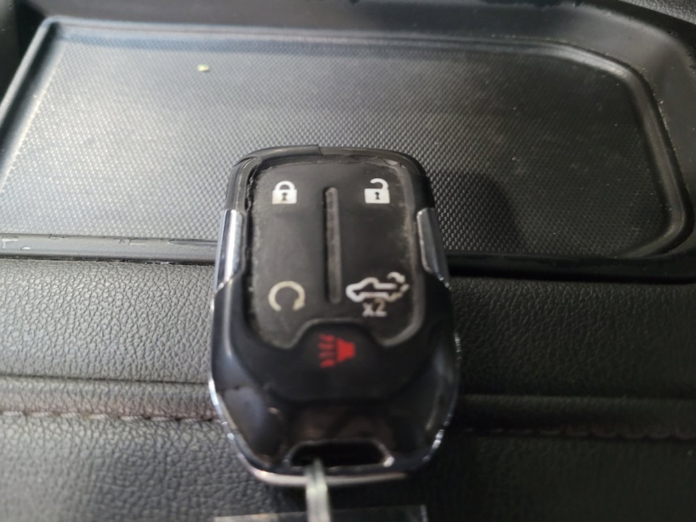 Used 2021 Chevrolet Silverado 1500 LTZ AWD/4WD image 32