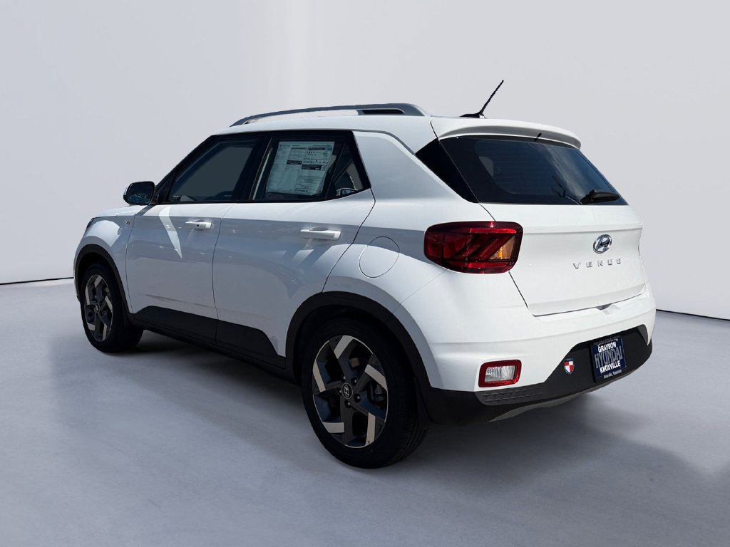 New 2026 Hyundai Venue SEL FWD image 5