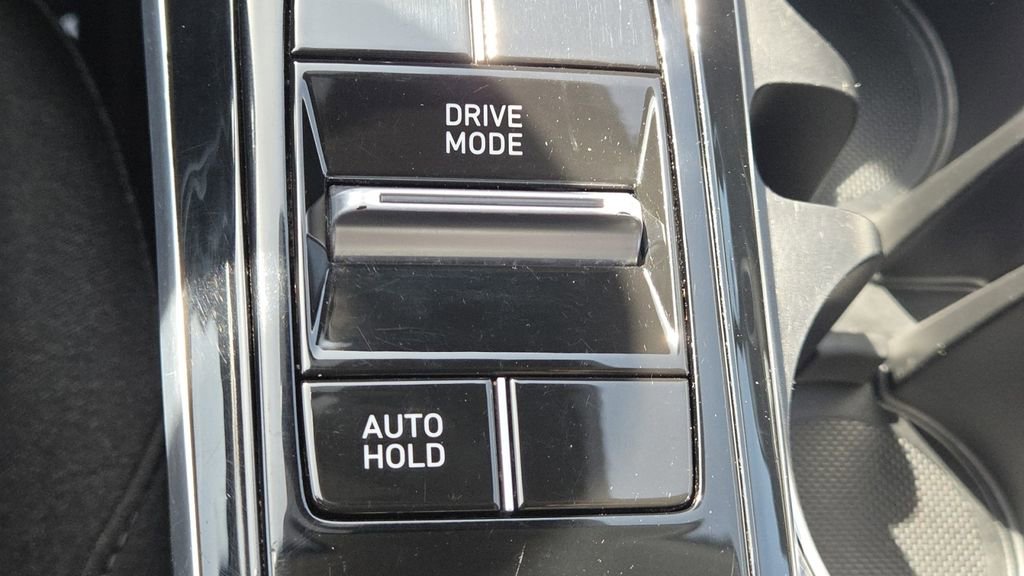 Used 2020 Hyundai Sonata SEL w/ Convenience Package image 6