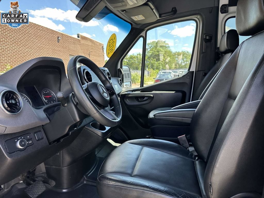 Used 2025 Mercedes-Benz Sprinter 2500 image 18
