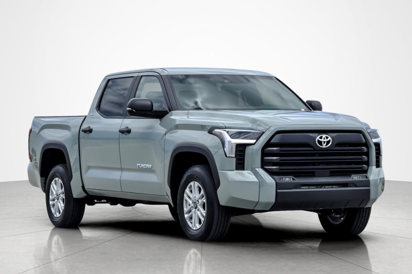 Certified 2026 Toyota Tundra SR5 w/ SR5 Convenience Package AWD/4WD image 7