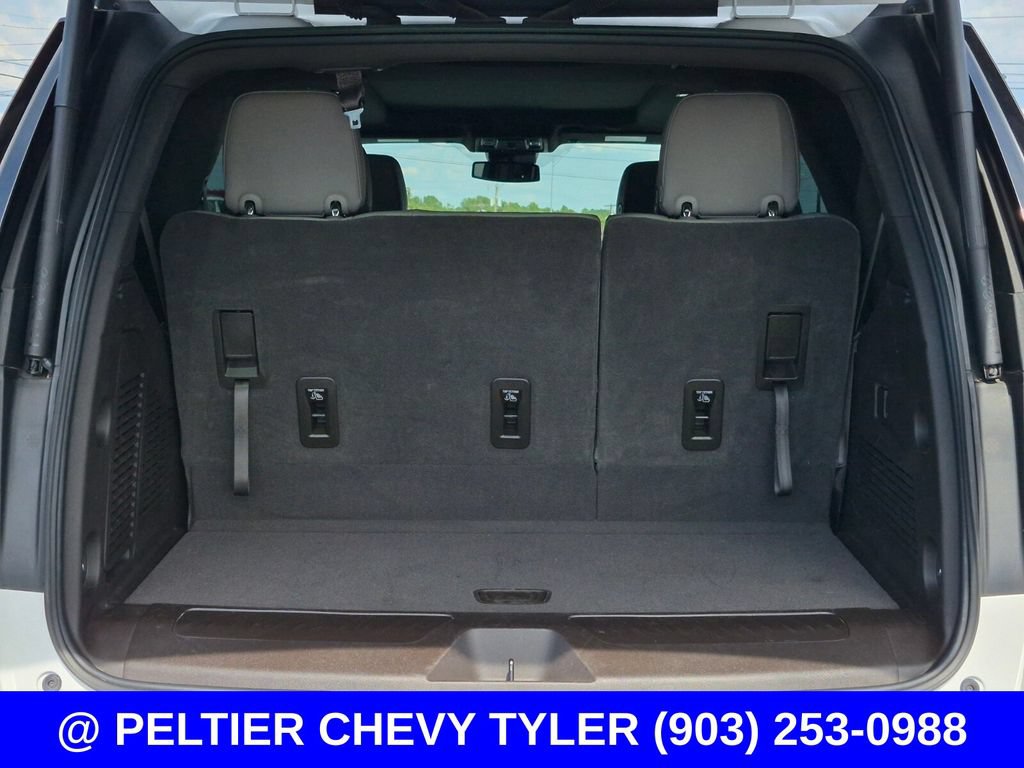 Used 2023 GMC Yukon SLT RWD image 9