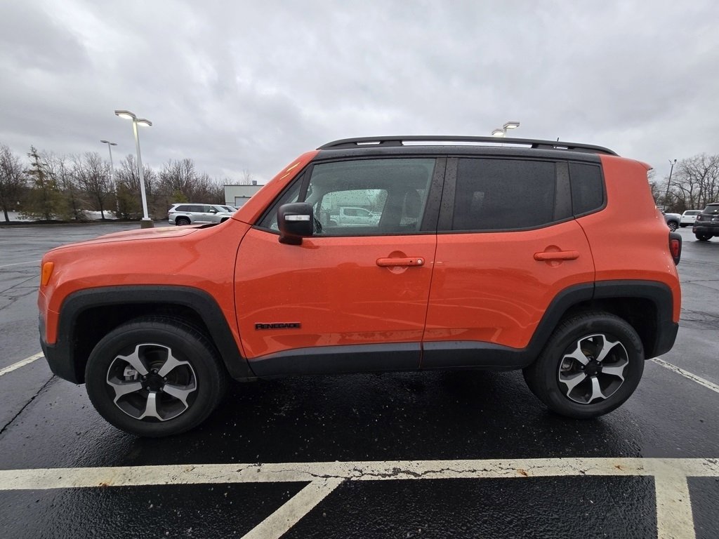 Used 2021 Jeep Renegade Trailhawk image 4