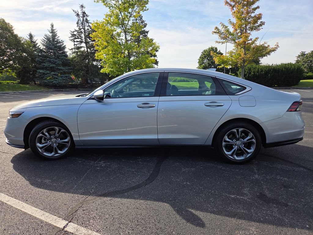 Certified 2024 Honda Accord EX image 19