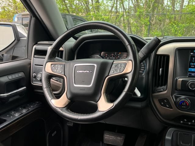Used 2018 GMC Sierra 1500 Denali RWD image 19