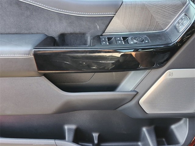 Used 2022 Ford F150 Lightning Platinum image 25