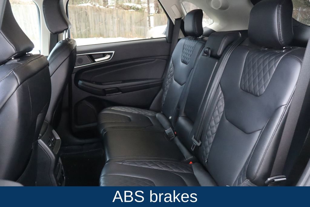 Used 2024 Ford Edge Titanium image 12