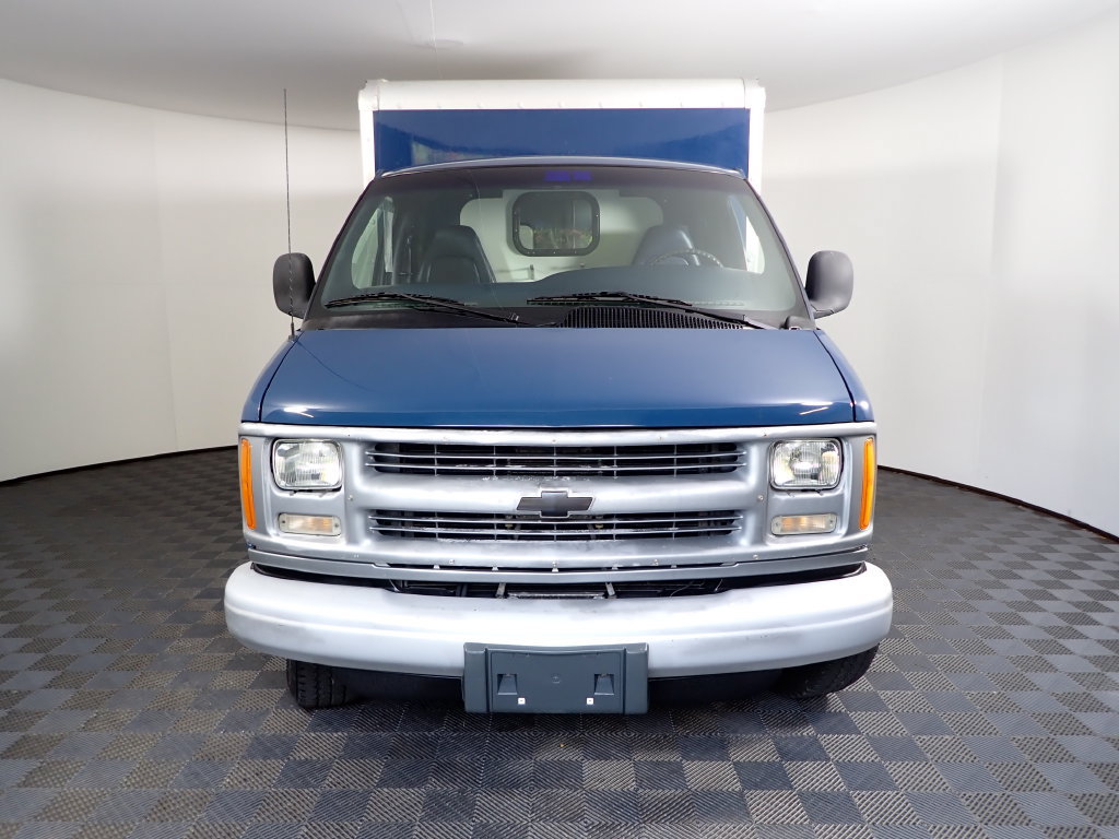 Used 1999 Chevrolet Express 3500 RWD image 7