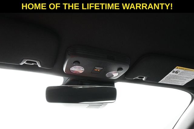 Used 2023 Ford Mustang Coupe RWD image 20
