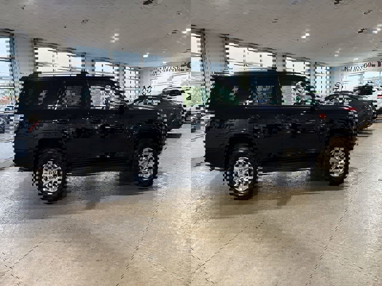 Certified 2024 Toyota 4Runner SR5 Premium image 3