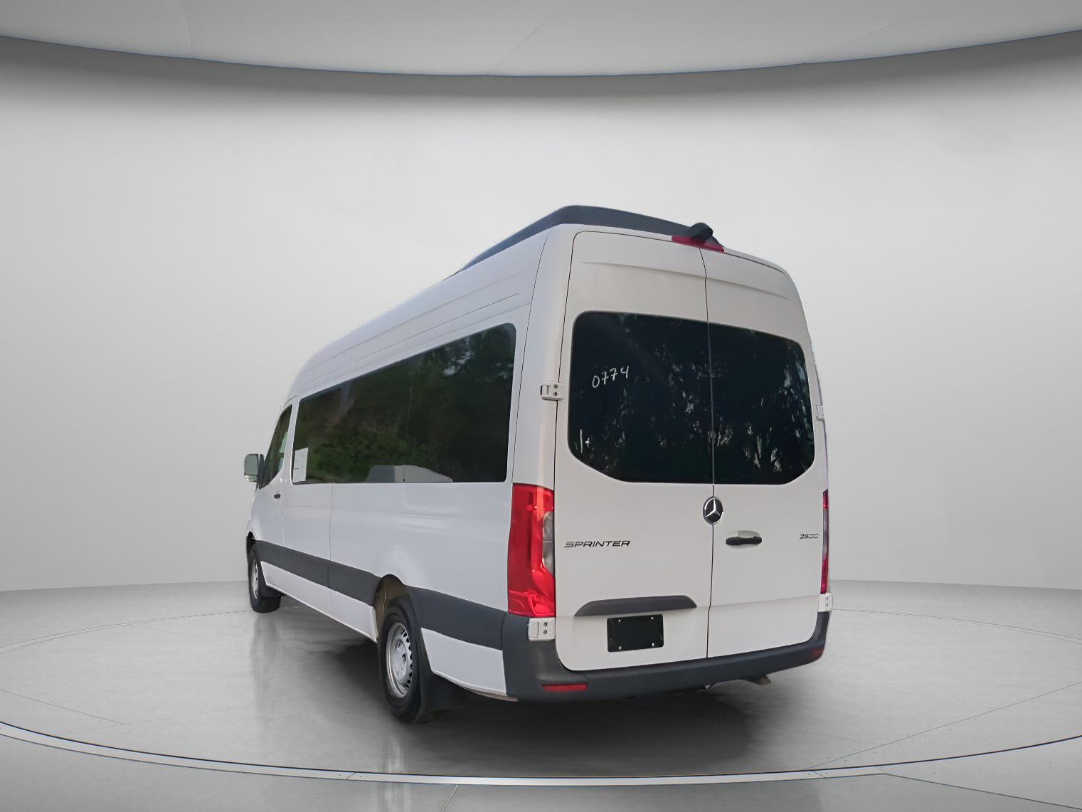 Used 2025 Mercedes-Benz Sprinter 2500 image 23