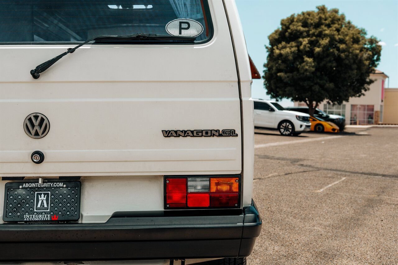 Used 1989 Volkswagen Vanagon GL RWD image 13