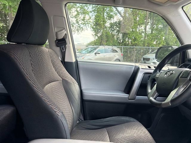 Used 2013 Toyota 4Runner SR5 image 16