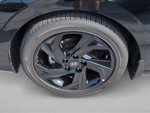 New 2026 Hyundai Elantra SEL Sport FWD image 9