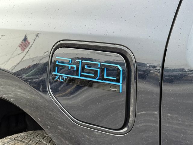 New 2025 Ford F150 Lightning XLT AWD/4WD image 8