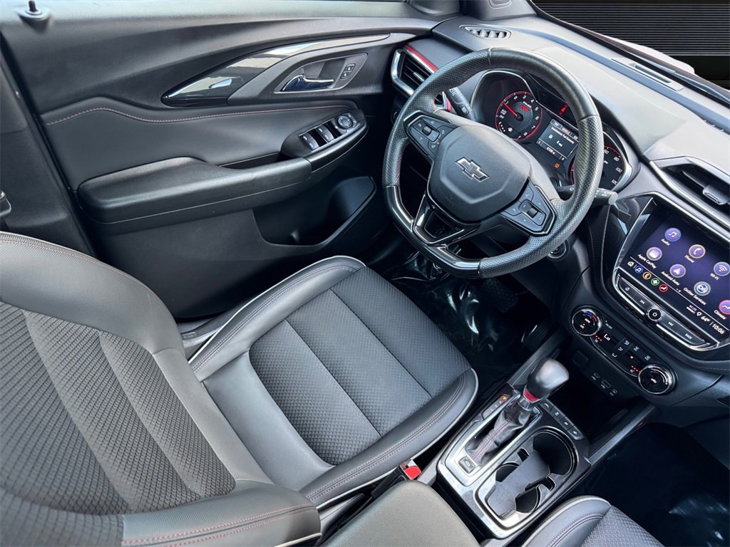 Used 2022 Chevrolet TrailBlazer RS w/ Convenience Package image 15