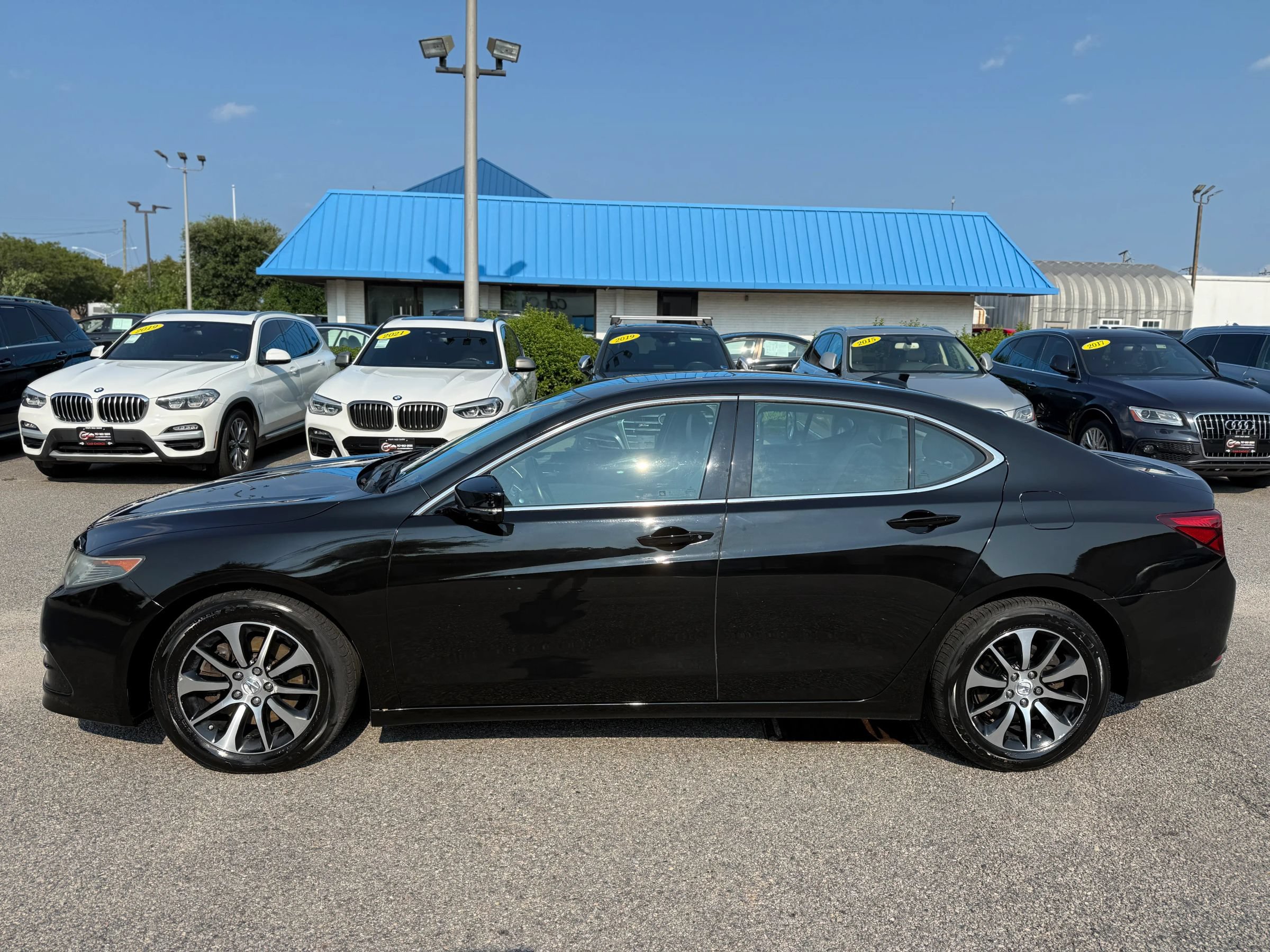 Used 2016 Acura TLX w/ Technology Package FWD image 3