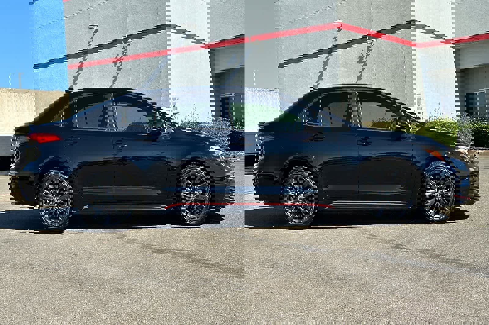 Used 2023 Toyota Corolla SE image 6