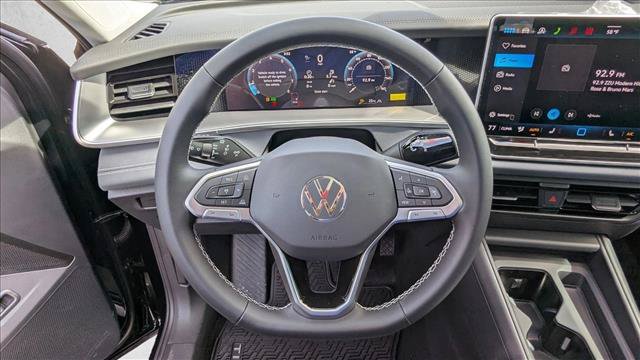 New 2026 Volkswagen Tiguan SE AWD/4WD image 14