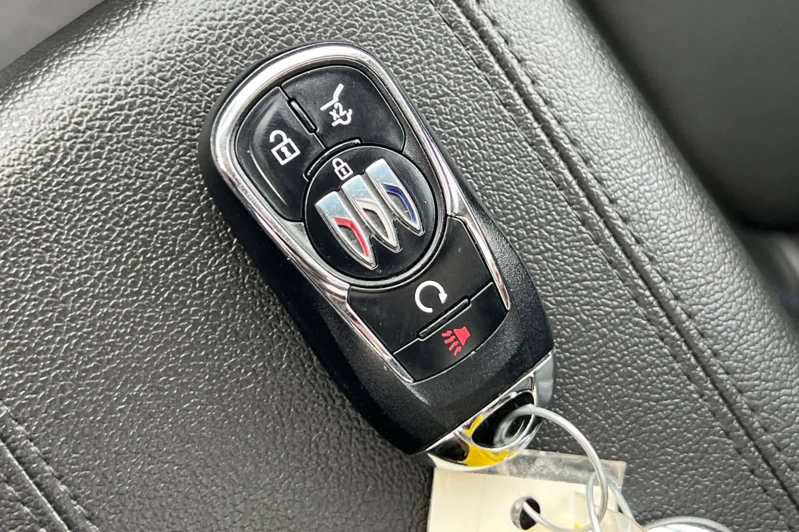 Used 2025 Buick Encore GX Sport Touring w/ Experience Buick Package image 25
