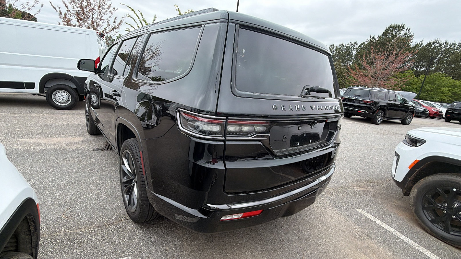 Certified 2025 Jeep Grand Wagoneer Series II Obsidian w/ Quick Order Packagew 28T AWD/4WD image 10