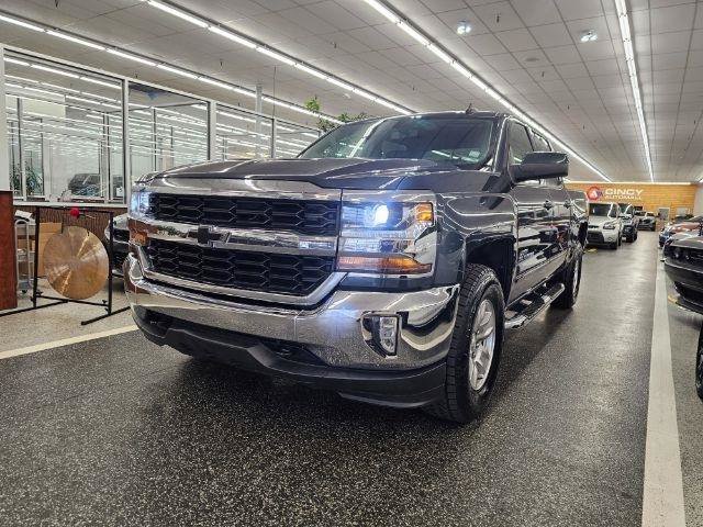 Used 2018 Chevrolet Silverado 1500 LT w/ All Star Edition AWD/4WD image 2